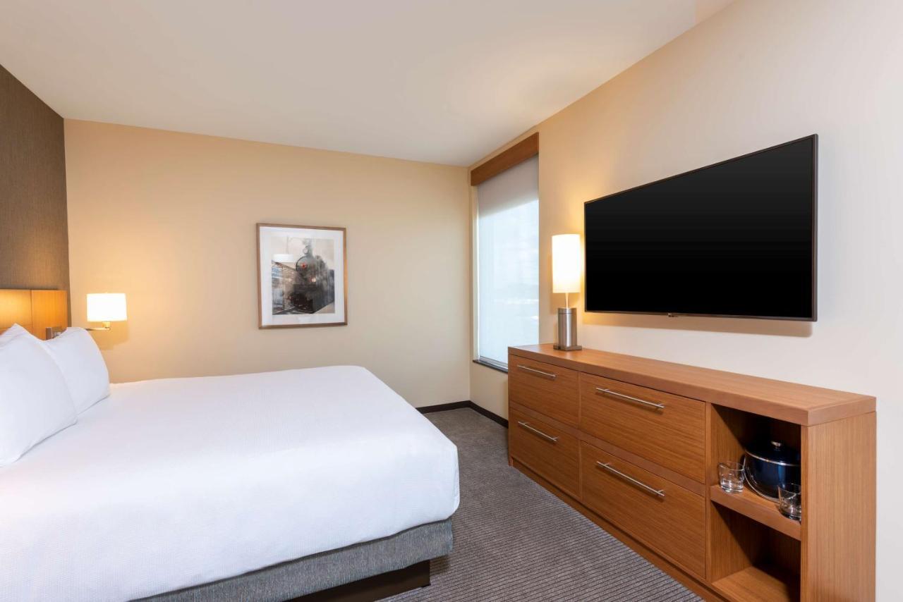 Hyatt Place Flint/Grand Blanc מראה חיצוני תמונה