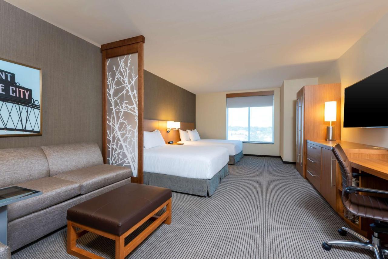 Hyatt Place Flint/Grand Blanc מראה חיצוני תמונה