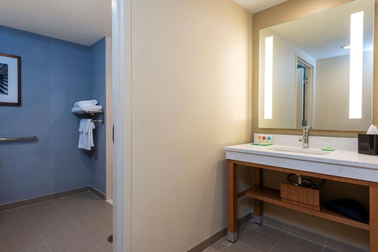 Hyatt Place Flint/Grand Blanc מראה חיצוני תמונה