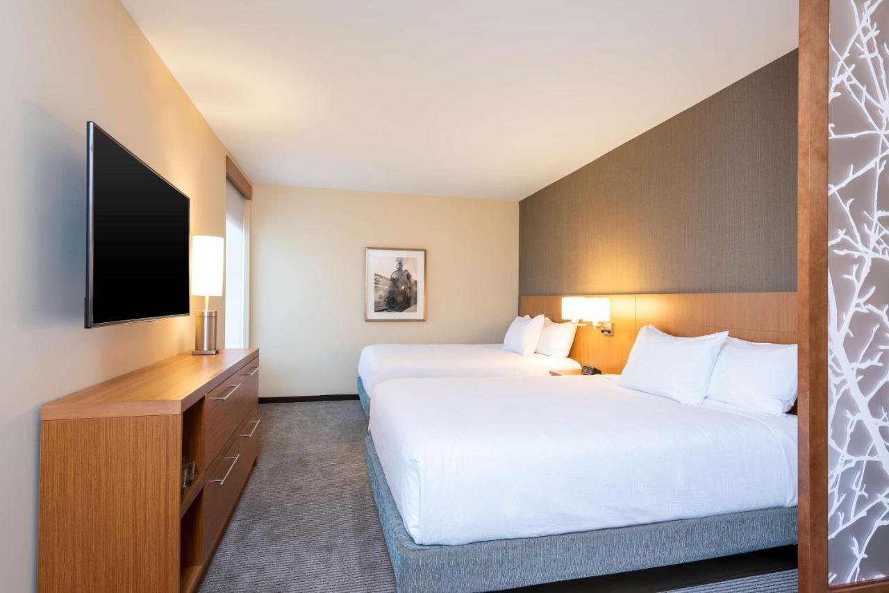 Hyatt Place Flint/Grand Blanc מראה חיצוני תמונה